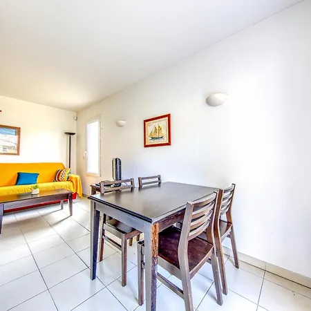 Avec Piscine - Proche Appartement *