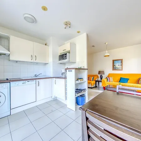 Avec Piscine - Proche Apartment