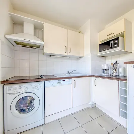 Avec Piscine - Proche